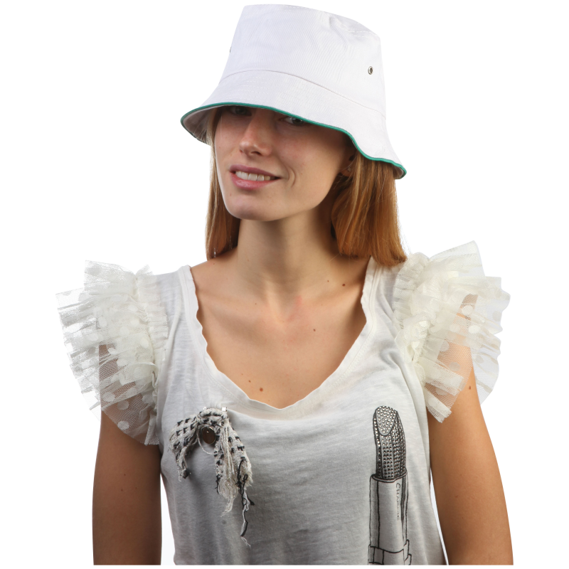 Cappellino trend con piping